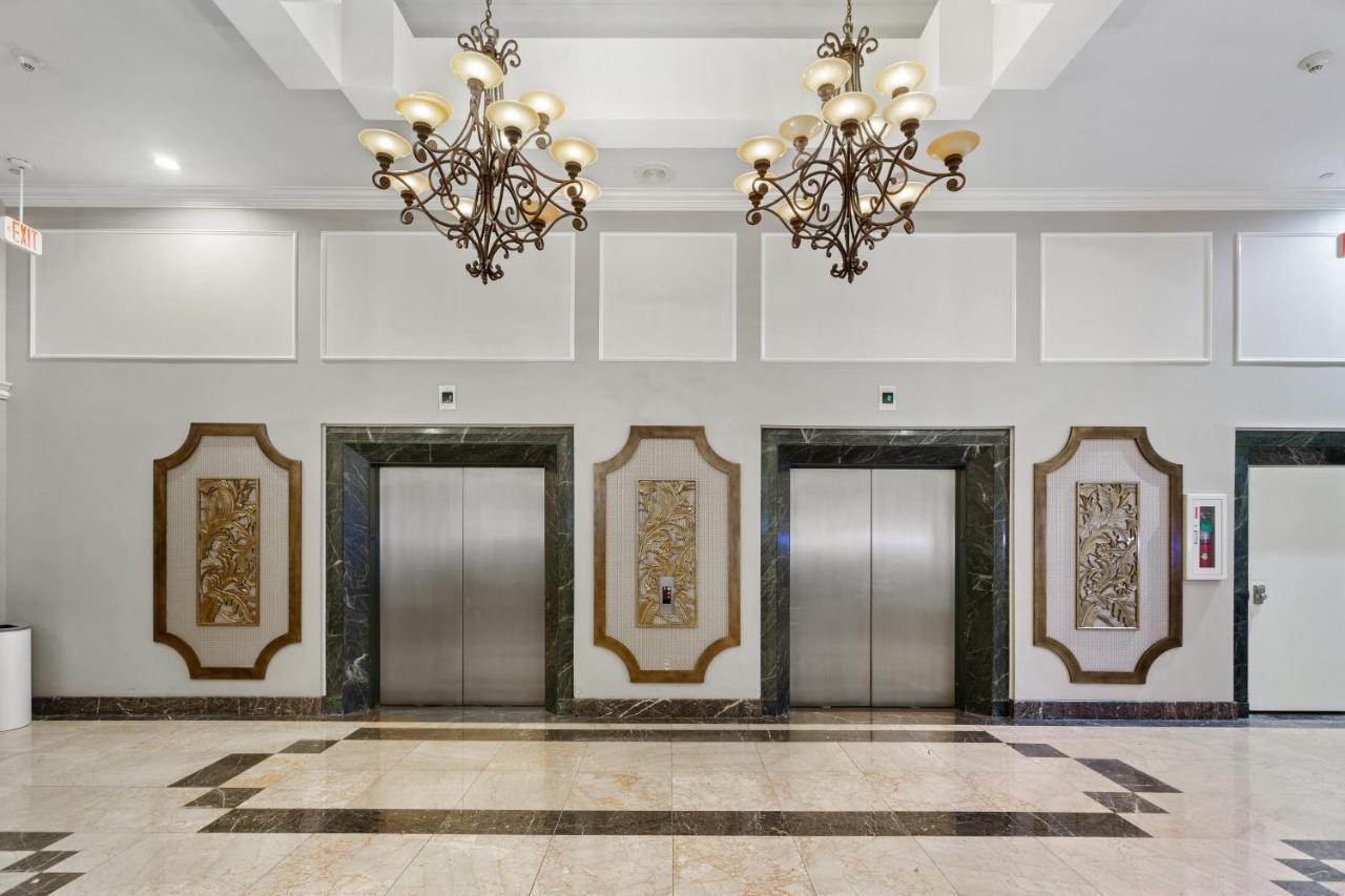 Wyndham Garden Baronne Plaza Hotel New Orleans Eksteriør billede