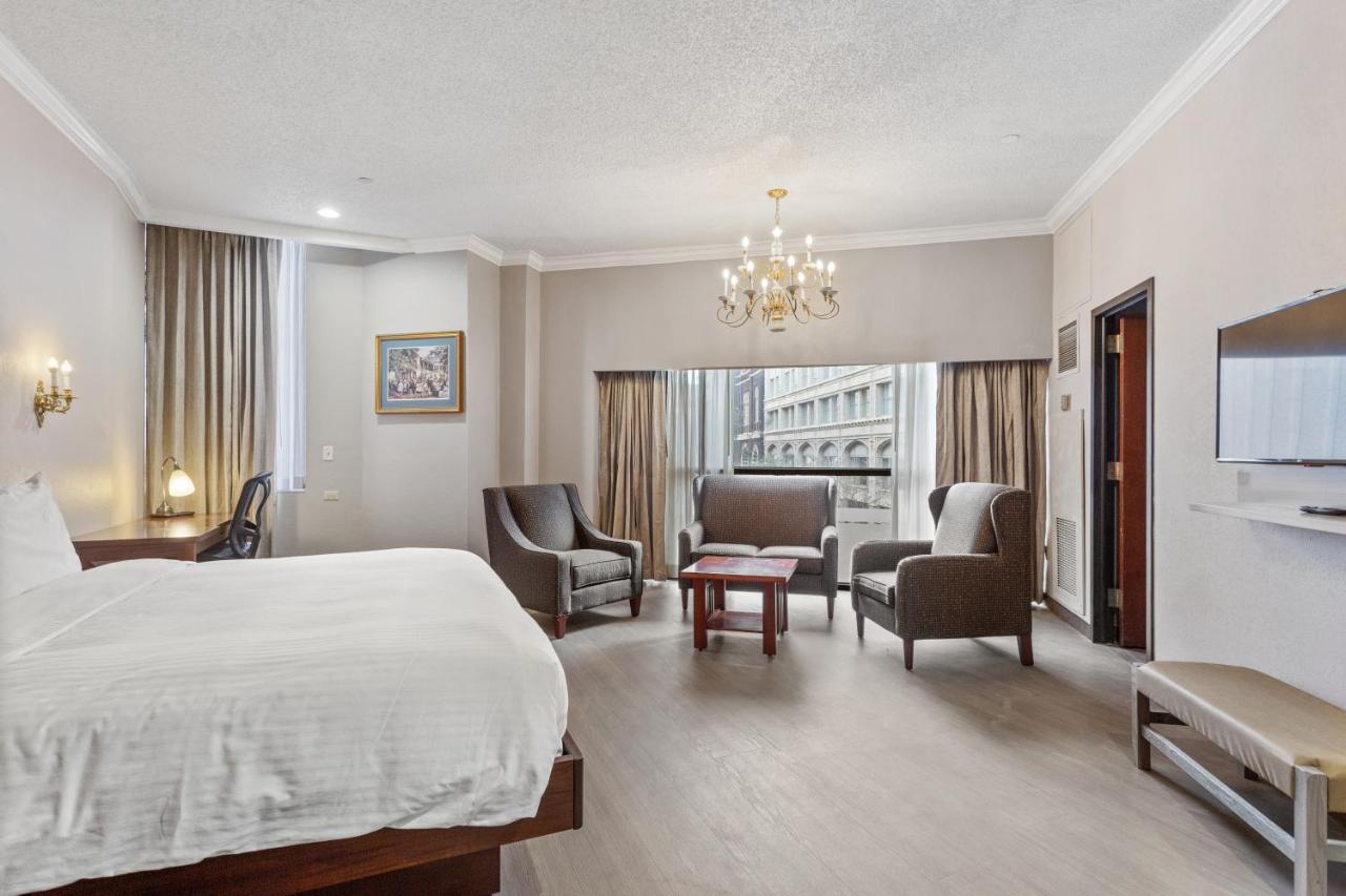 Wyndham Garden Baronne Plaza Hotel New Orleans Eksteriør billede